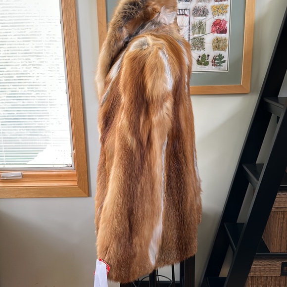Genuine Natural Red Fox Fur Jacket - NWT - Picture 9 of 17